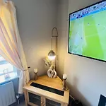 Cosy In Heart Of Apartmán Cork