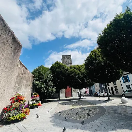 Cosy In Heart Of * Cork