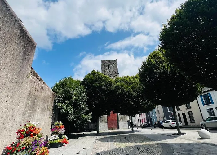 Cosy In Heart Of * Cork