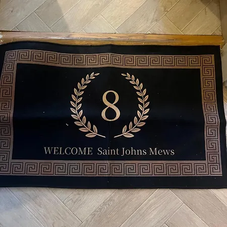 Cosy In Heart Of * Cork